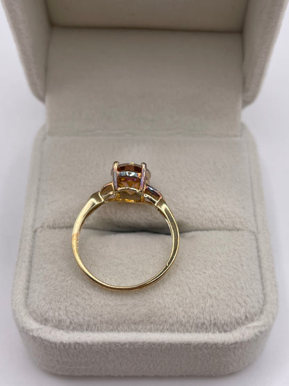 9ct gold topaz and diamond ring