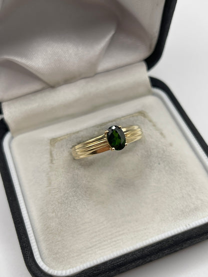 9ct gold diopside ring