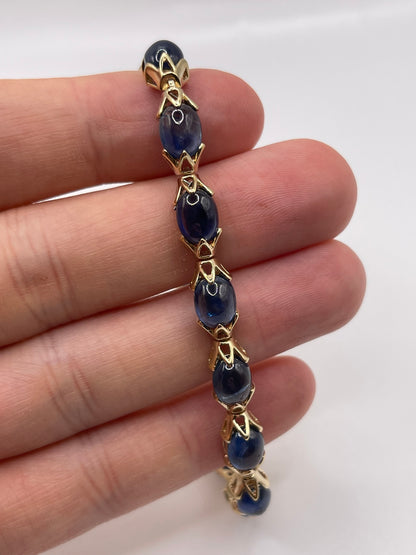 9ct gold cabochon sapphire bracelet