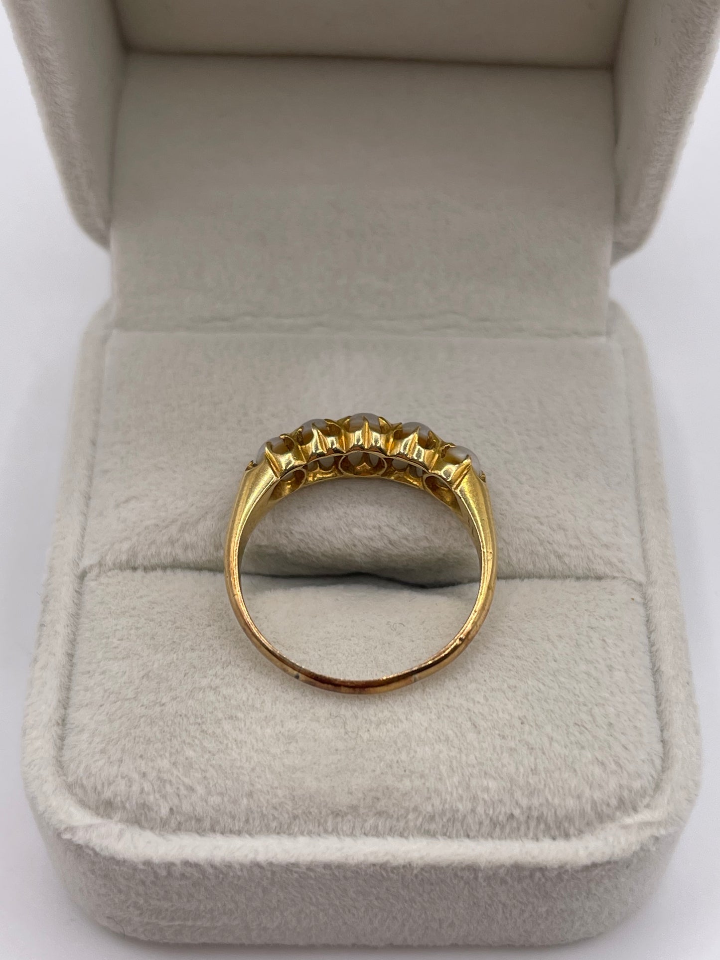 Antique 18ct gold pearl ring