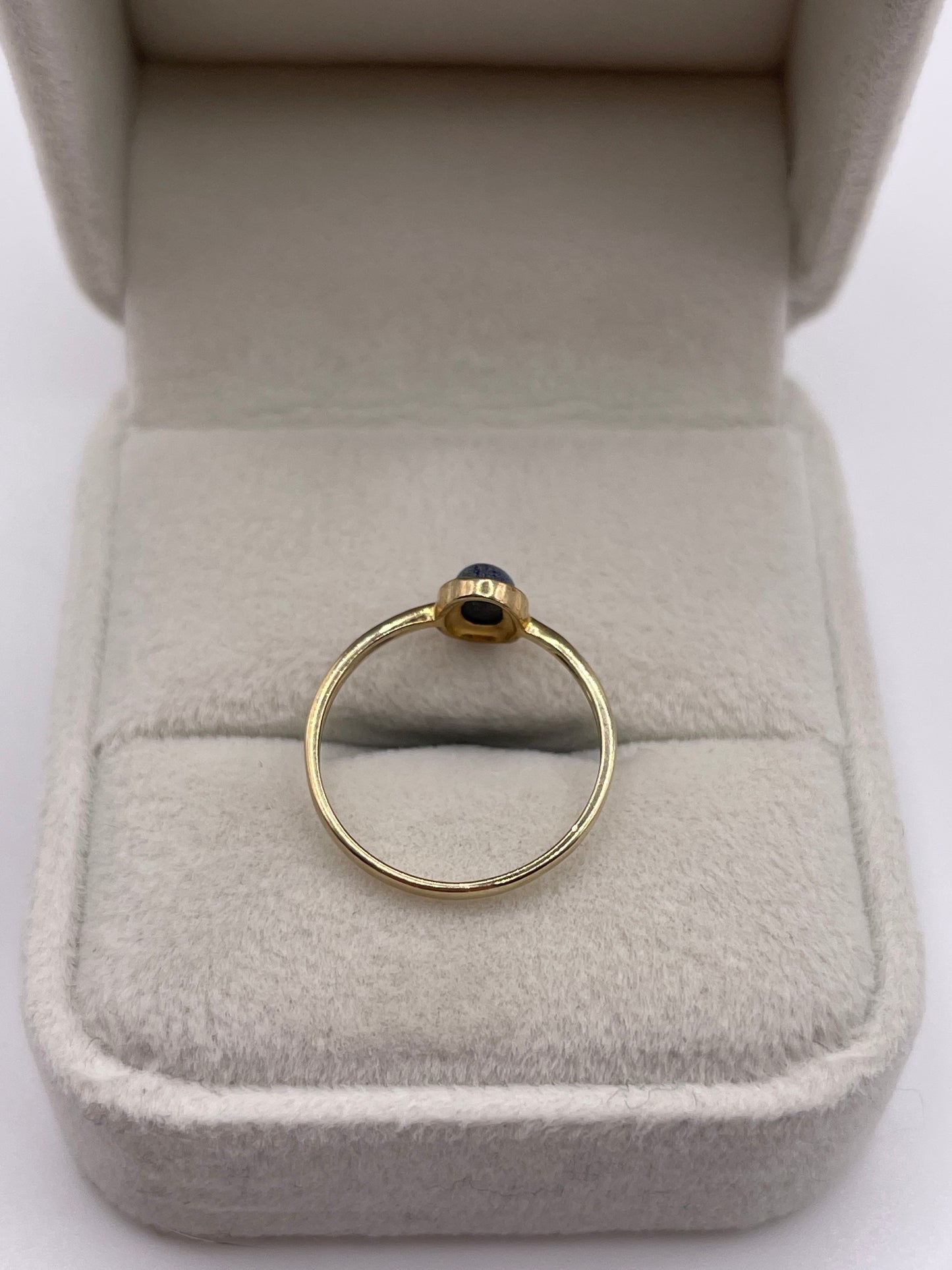 9ct gold sodalite ring