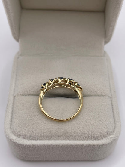 9ct gold sapphire ring