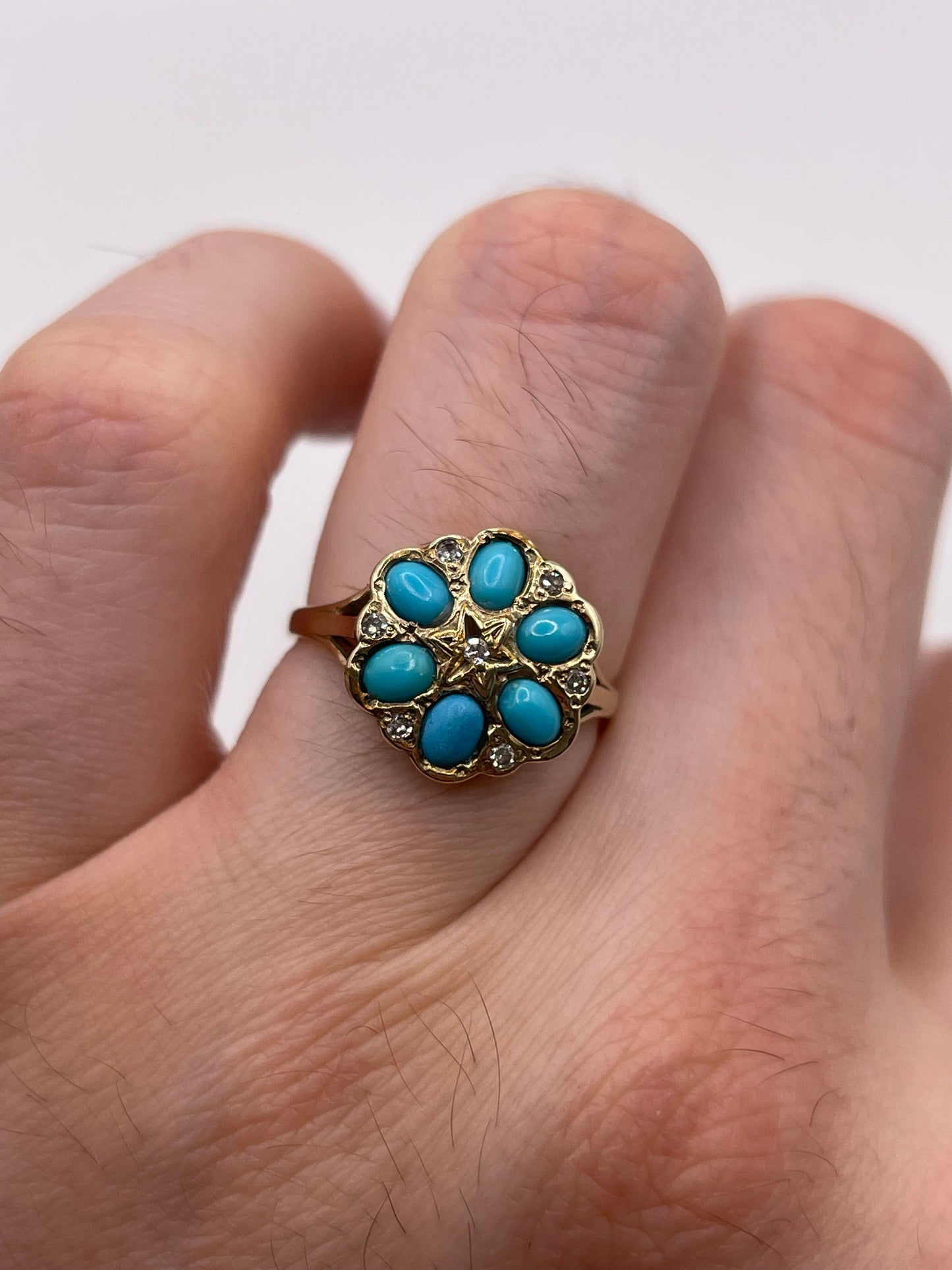 9ct gold turquoise and diamond ring