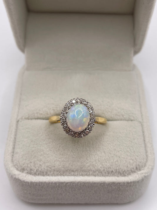 18ct gold opal and diamond ring