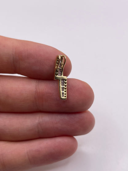 9ct gold diamond cluster pendant