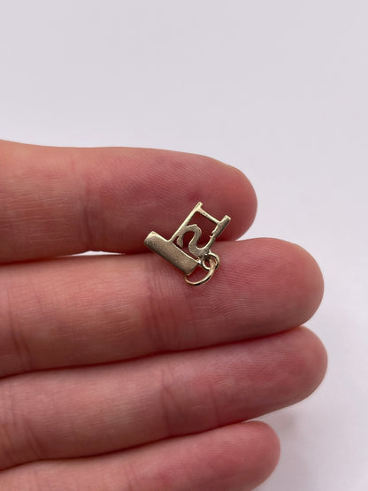 9ct gold 1st charm