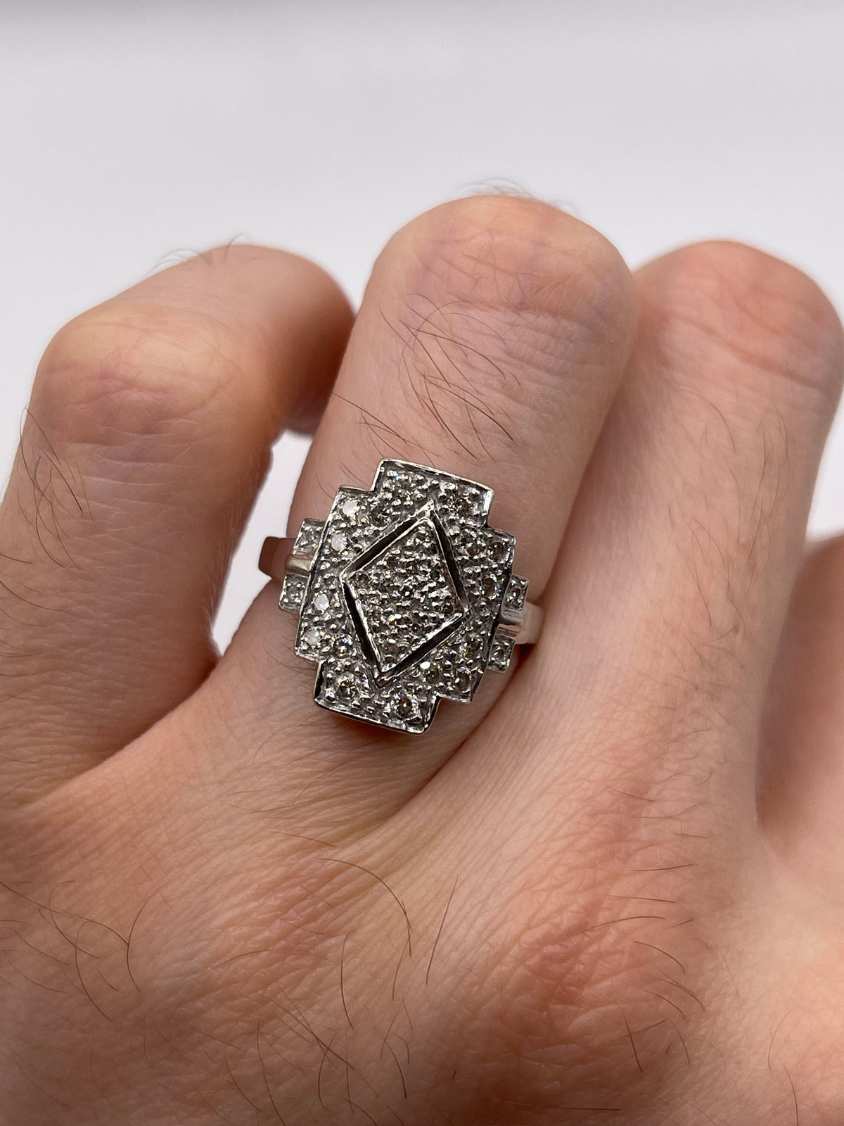 9ct white gold diamond cluster ring