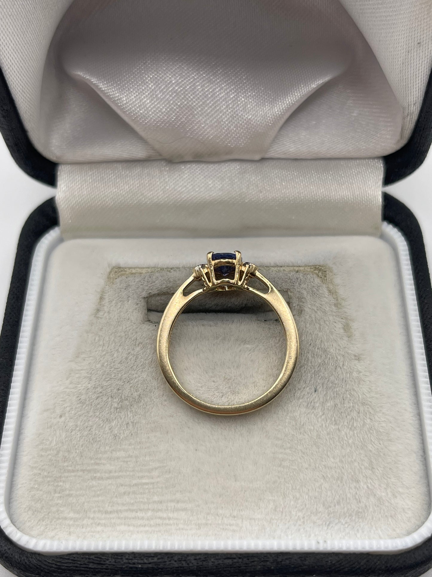 9ct gold tanzanite and zircon ring
