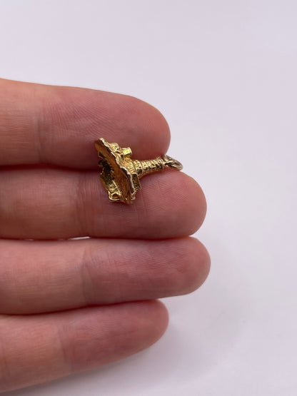 9ct gold lighthouse charm