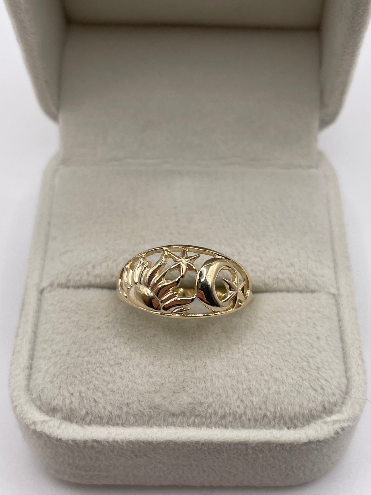9ct gold sun, star and moon ring