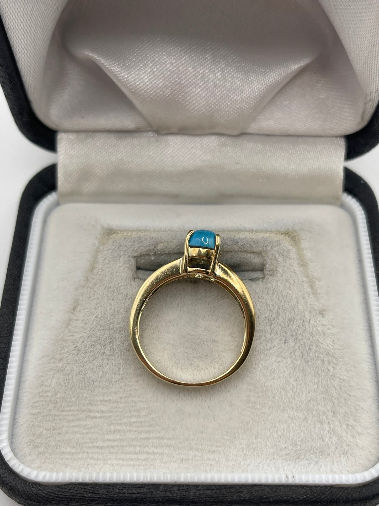 9ct gold turquoise ring