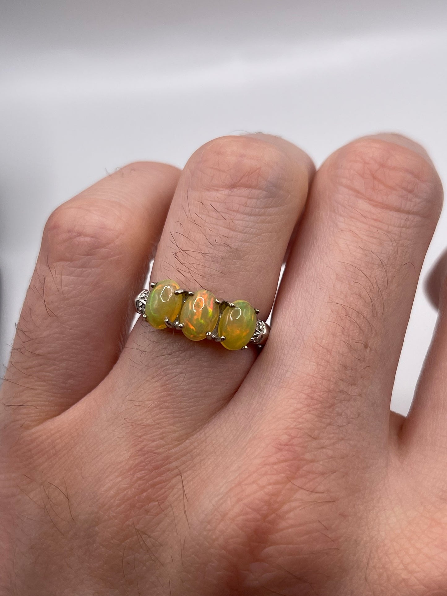 9ct white gold opal and diamond ring