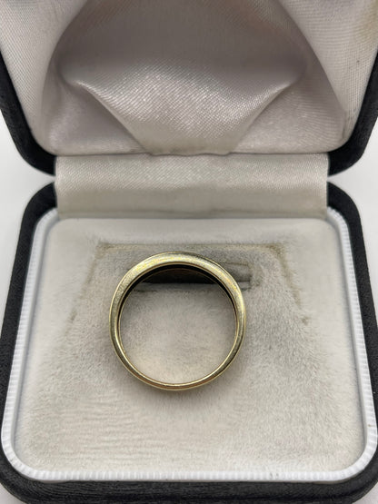 9ct gold diamond ring