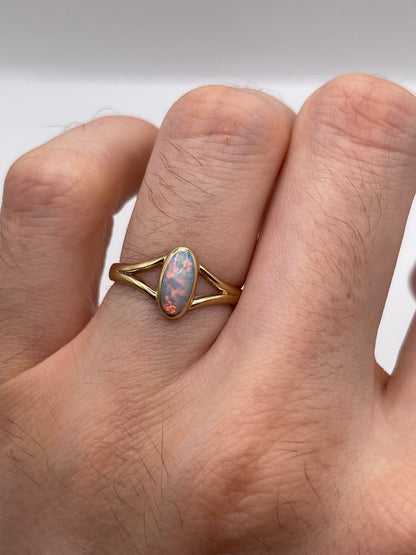 9ct gold opal ring