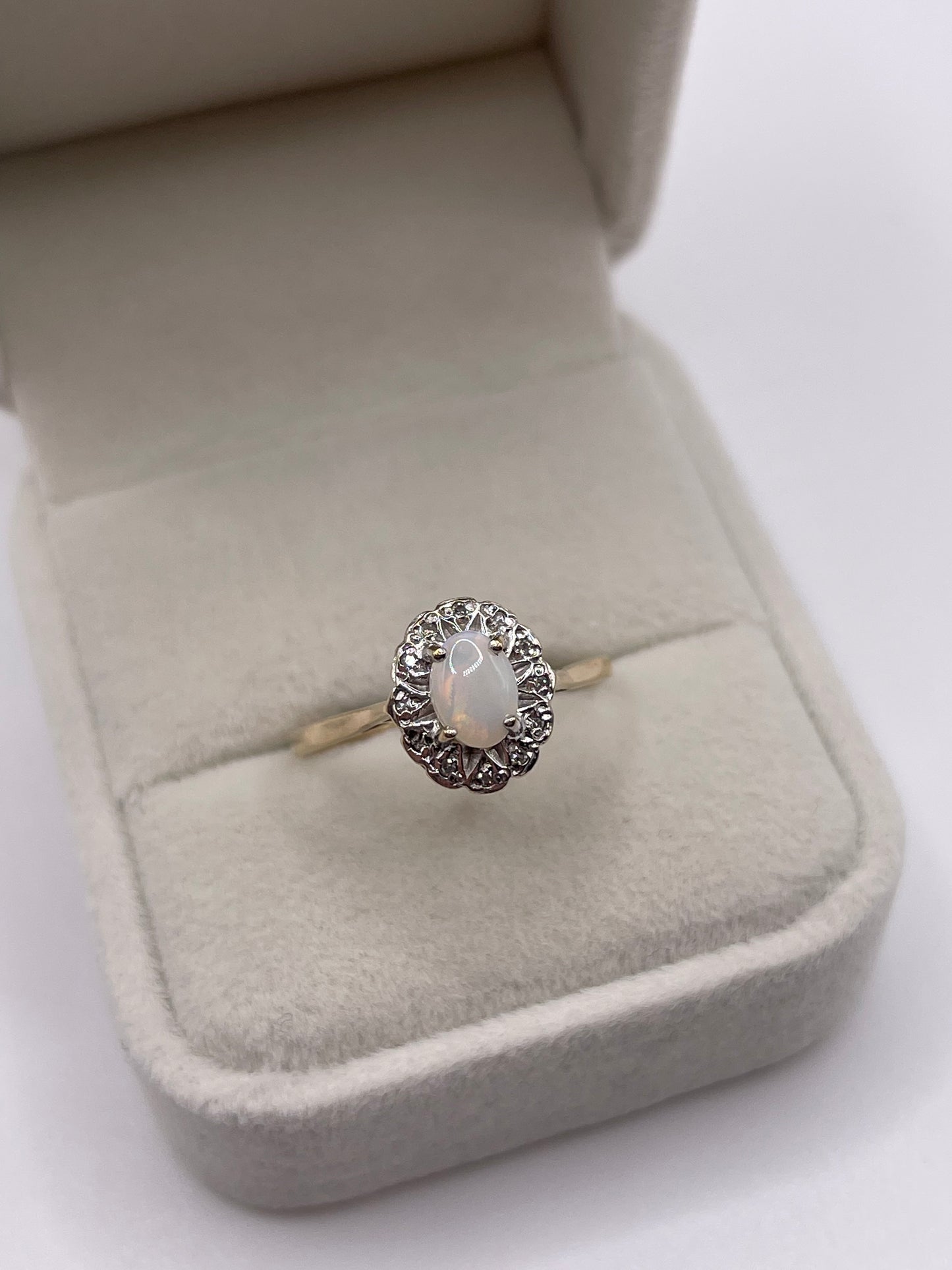 9ct gold opal and diamond ring