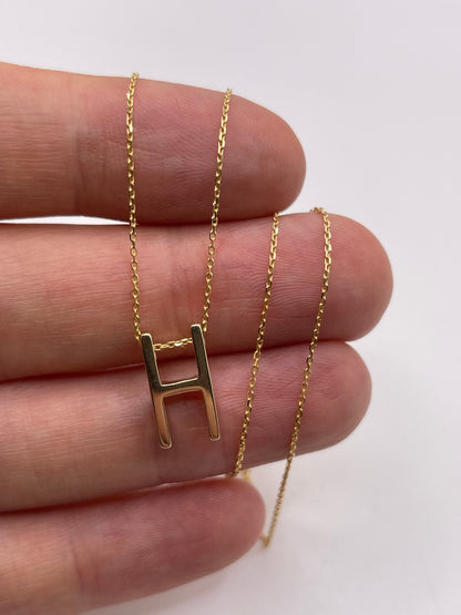 9ct gold initial H necklace