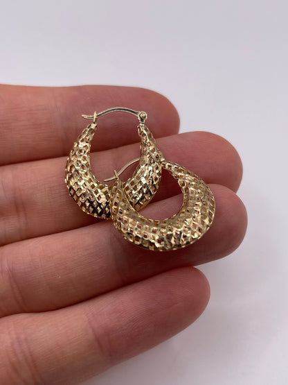 9ct gold creole earrings