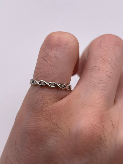 9ct white gold diamond ring