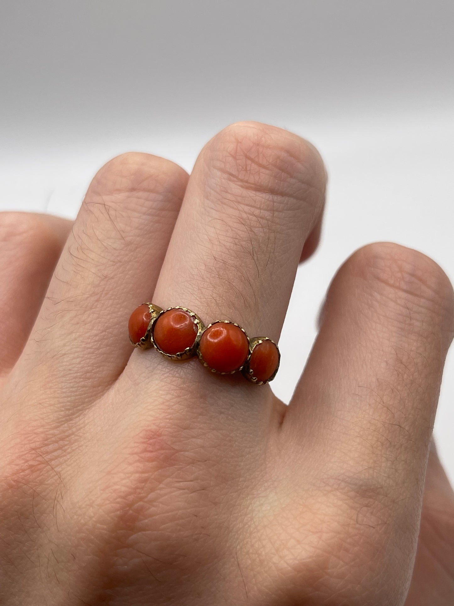 Antique 9ct gold coral ring