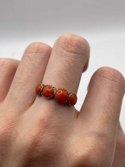 Antique 9ct gold coral ring