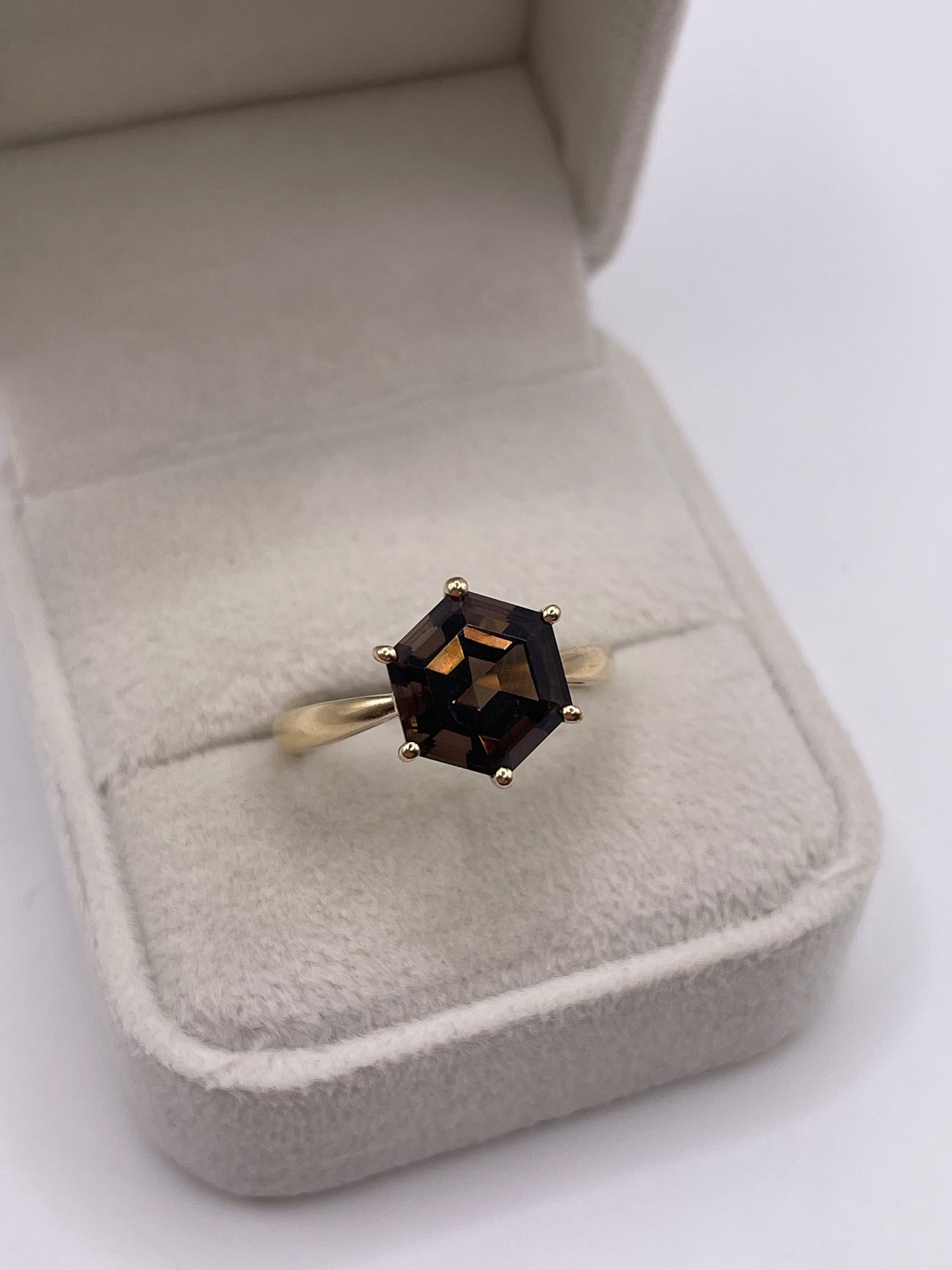 9ct gold Smokey quartz ring