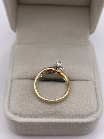 9ct two tone gold diamond ring