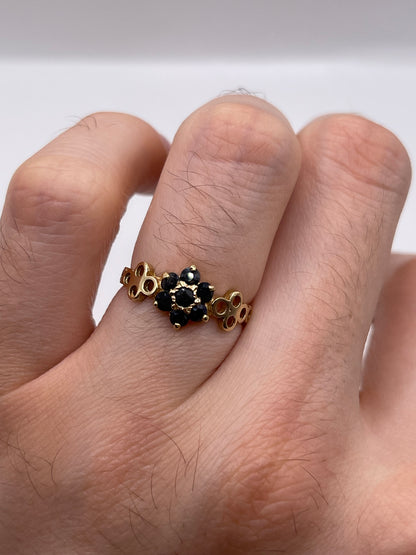 9ct gold sapphire cluster ring