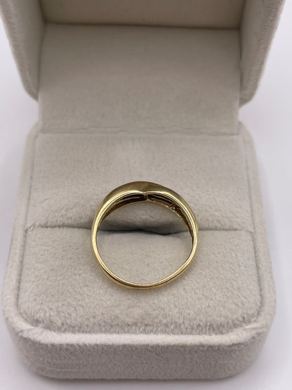 9ct gold diamond ring