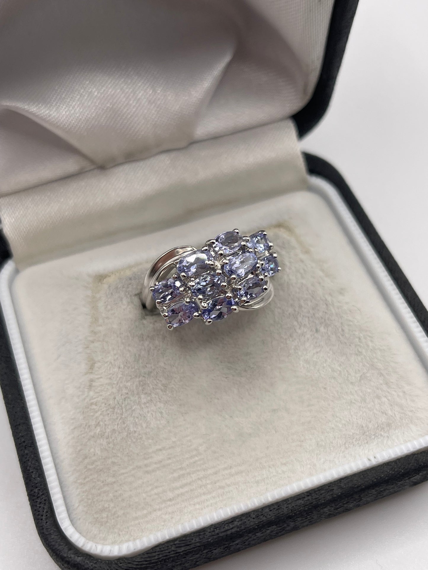 9ct white gold tanzanite cluster ring