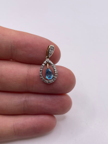 9ct gold topaz and diamond pendant
