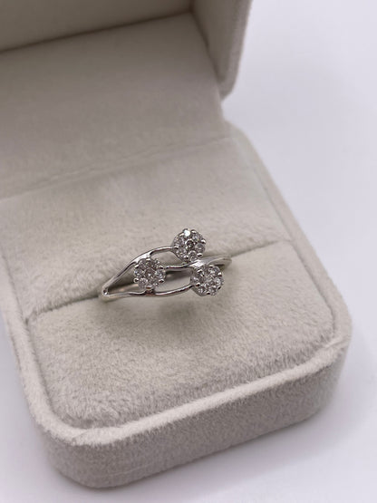 9ct white gold diamond cluster ring