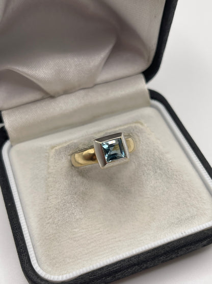 9ct two tone gold topaz ring