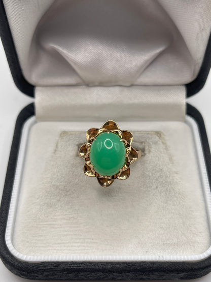 14ct gold chrysoprase ring