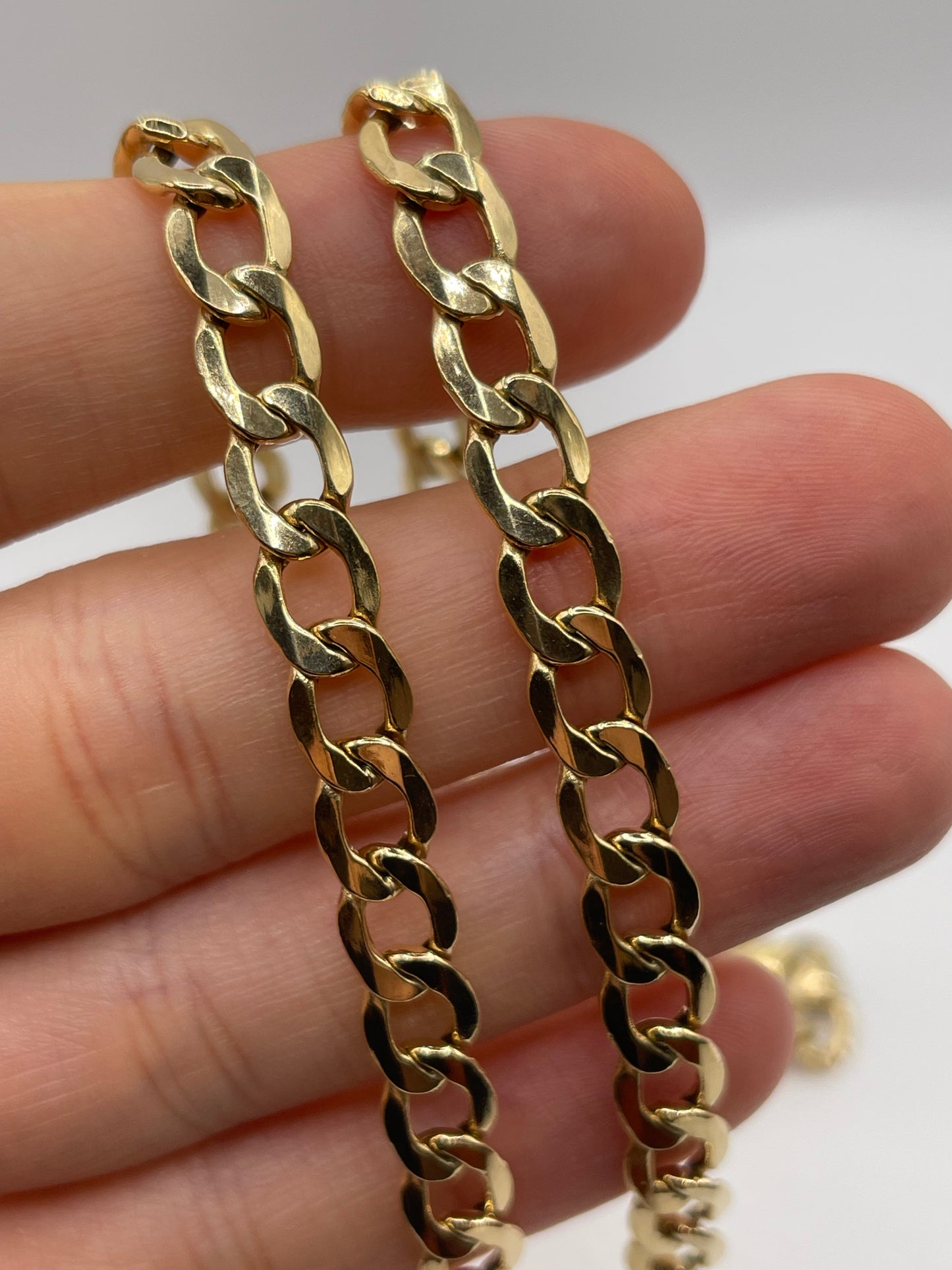 9ct gold chain 274