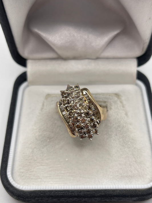 9ct gold 1.5ct diamond cluster ring