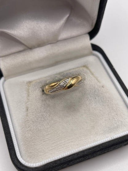 9ct gold diamond ring