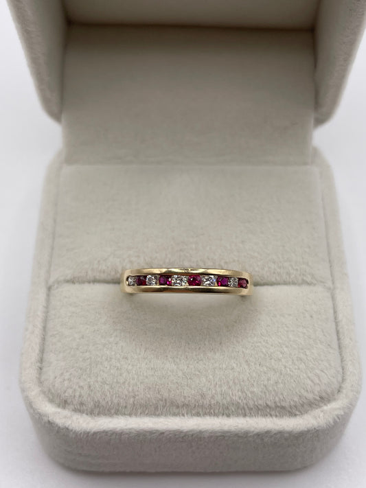 9ct gold ruby and diamond ring