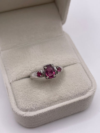 9ct white gold tourmaline ring