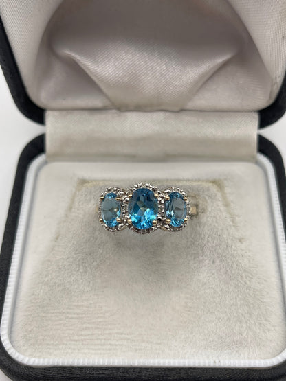 9ct gold topaz and diamond ring