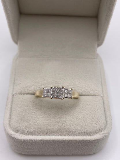 9ct gold diamond cluster ring