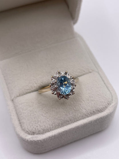 9ct gold topaz and diamond ring