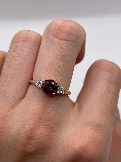 9ct rose gold garnet and zircon ring