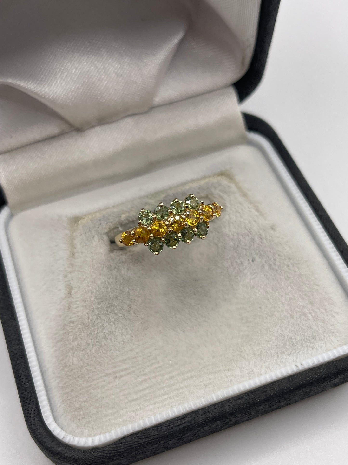 9ct gold sapphire cluster ring