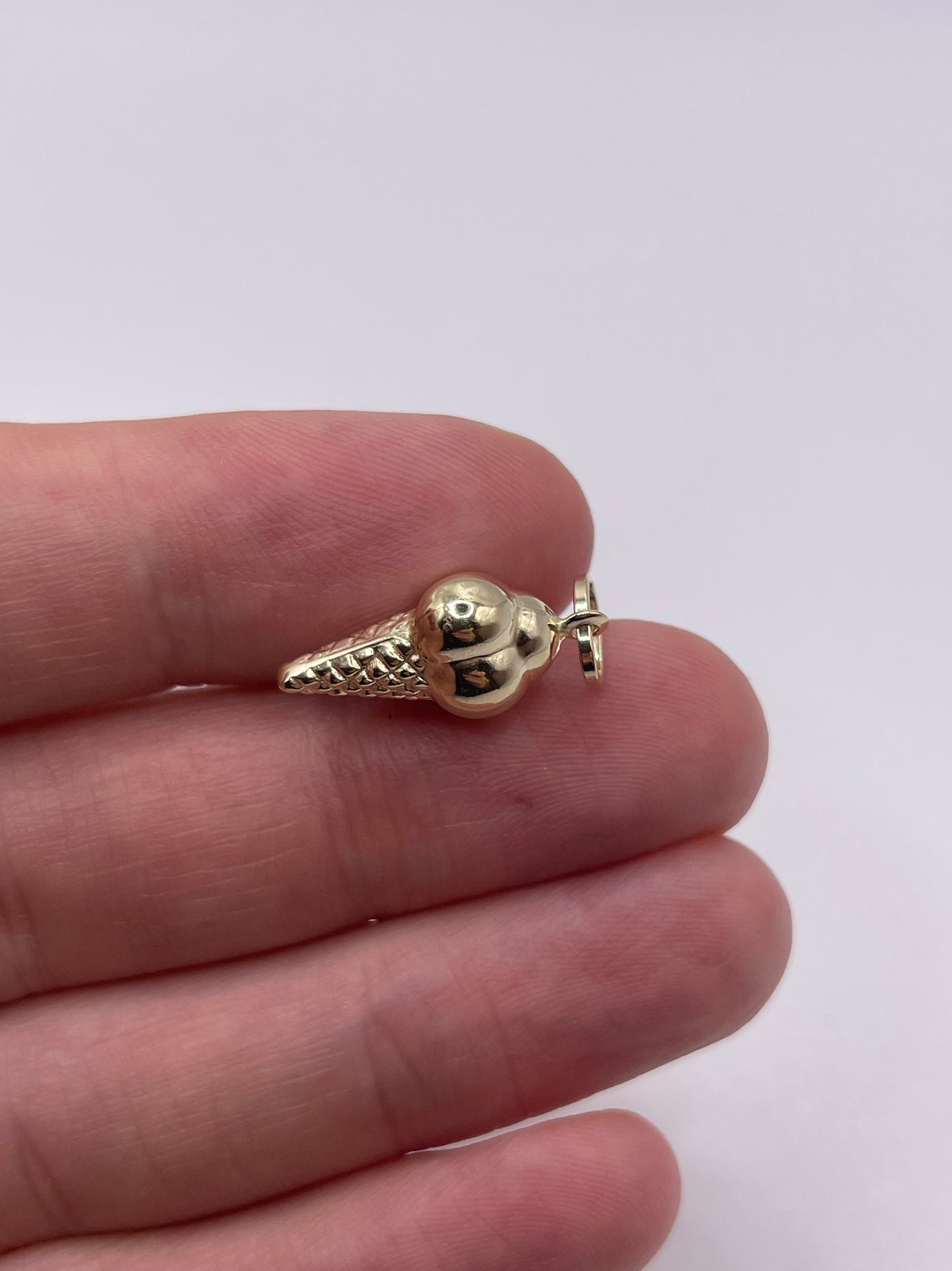 9ct gold ice cream charm