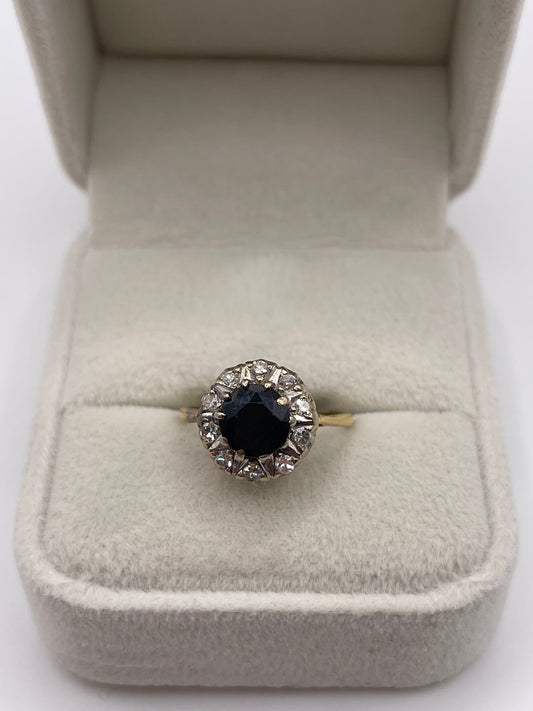 18ct gold sapphire and diamond ring