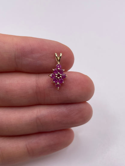 9ct gold ruby cluster pendant