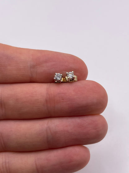 18ct gold diamond earrings