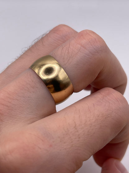 9ct gold band