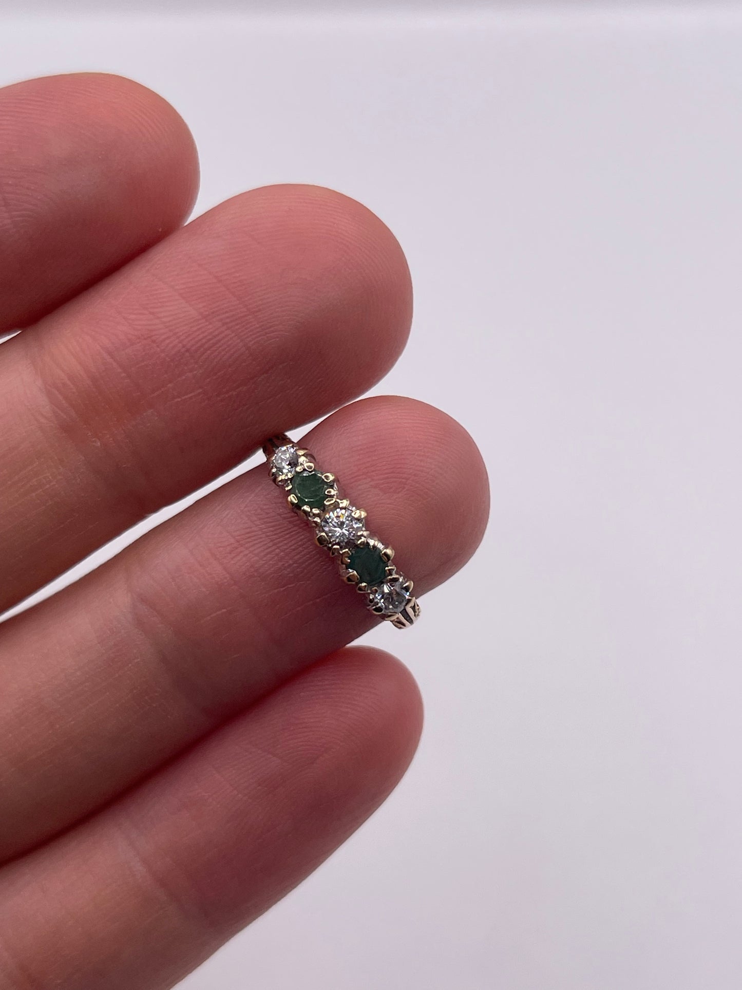 9ct gold emerald and cz ring
