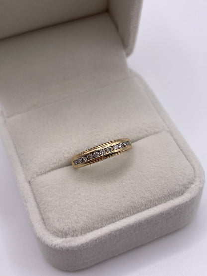 9ct gold diamond ring